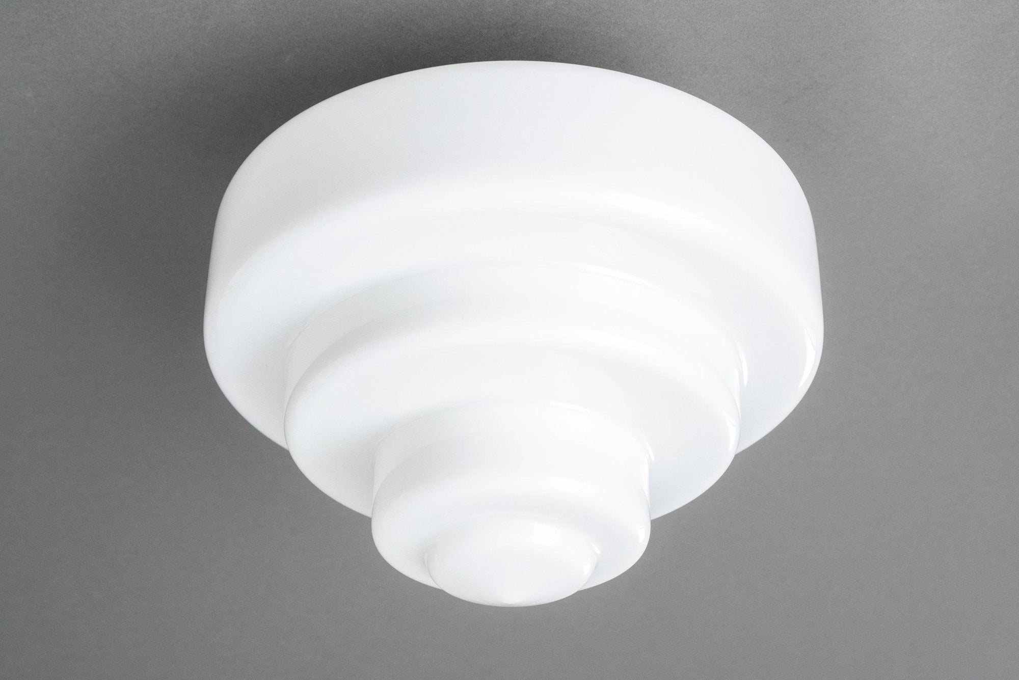 CEILING LIGHT MODEL NO. 7351