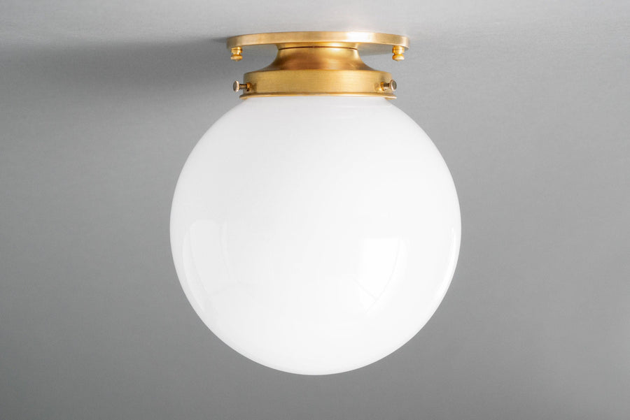 CEILING LIGHT MODEL NO. 5677