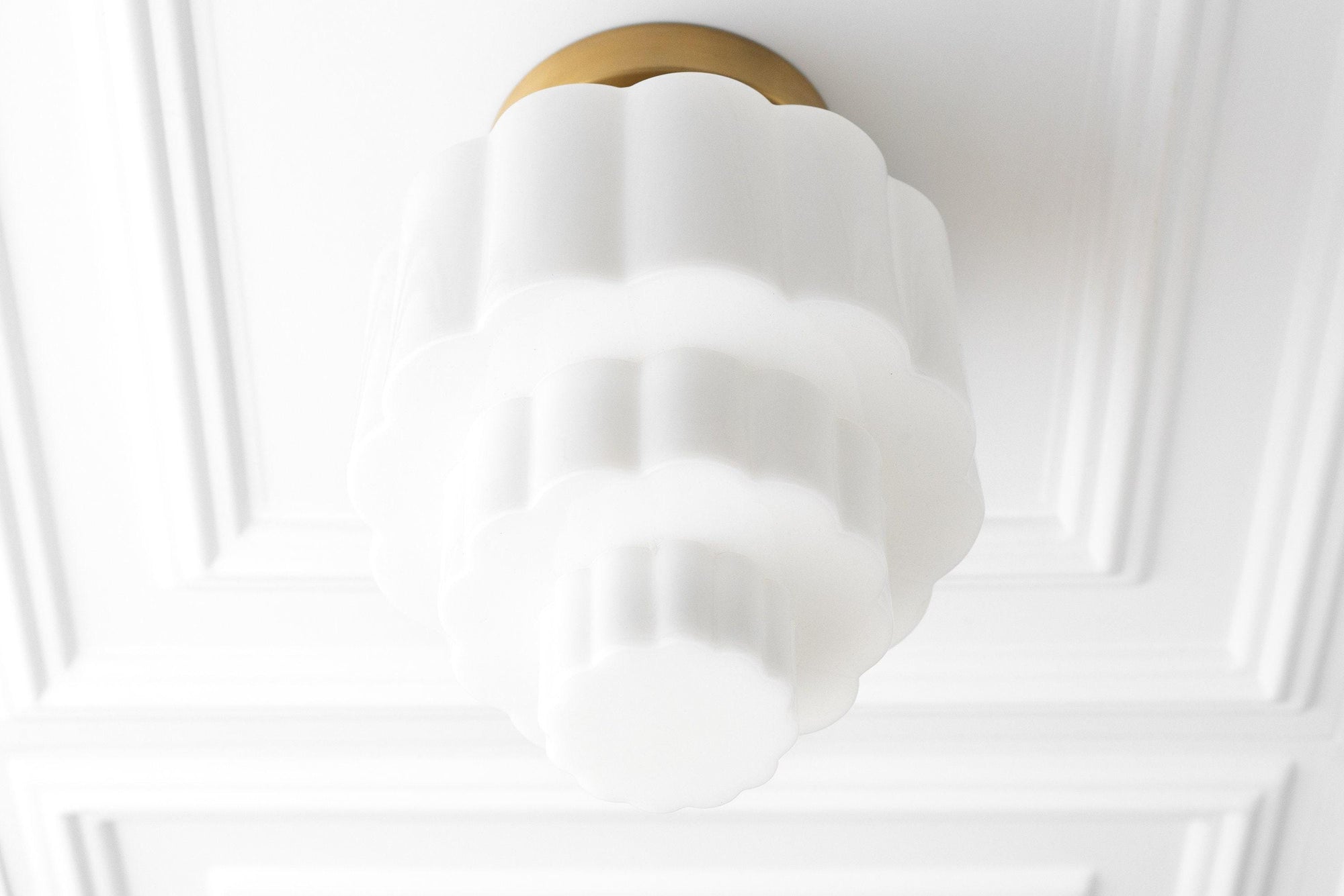 CEILING LIGHT MODEL NO. 3582
