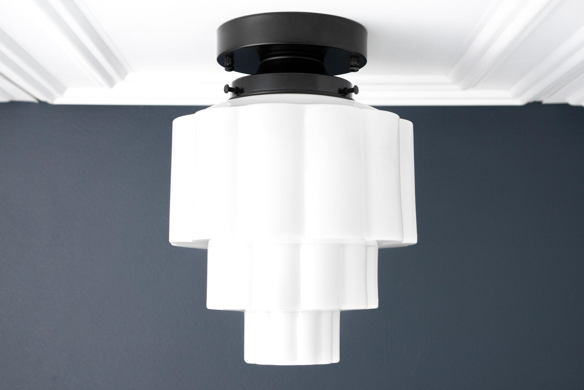 CEILING LIGHT MODEL NO. 3582