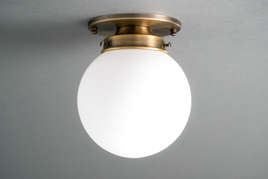CEILING LIGHT MODEL NO. 5370