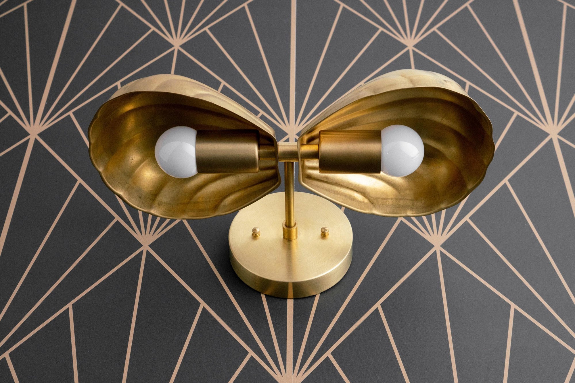 VANITY LIGHT MODEL NO. 0212