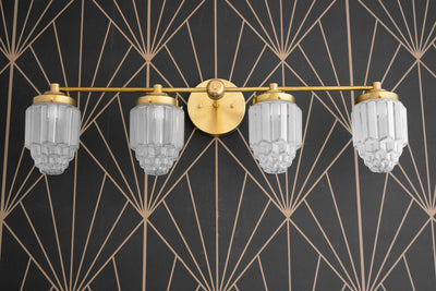 VANITY LIGHT MODEL NO. 1082