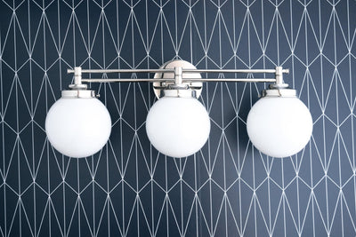 VANITY LIGHT MODEL NO. 2406