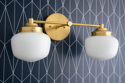 VANITY LIGHT MODEL NO. 5799