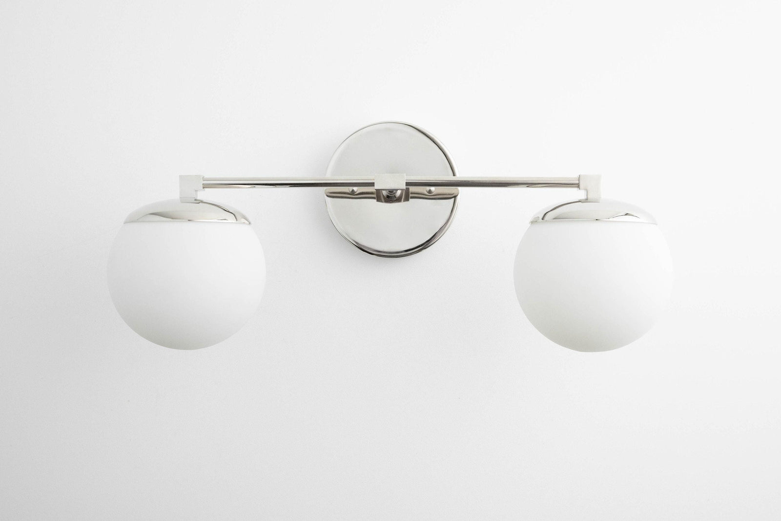 VANITY LIGHT MODEL NO. 7464
