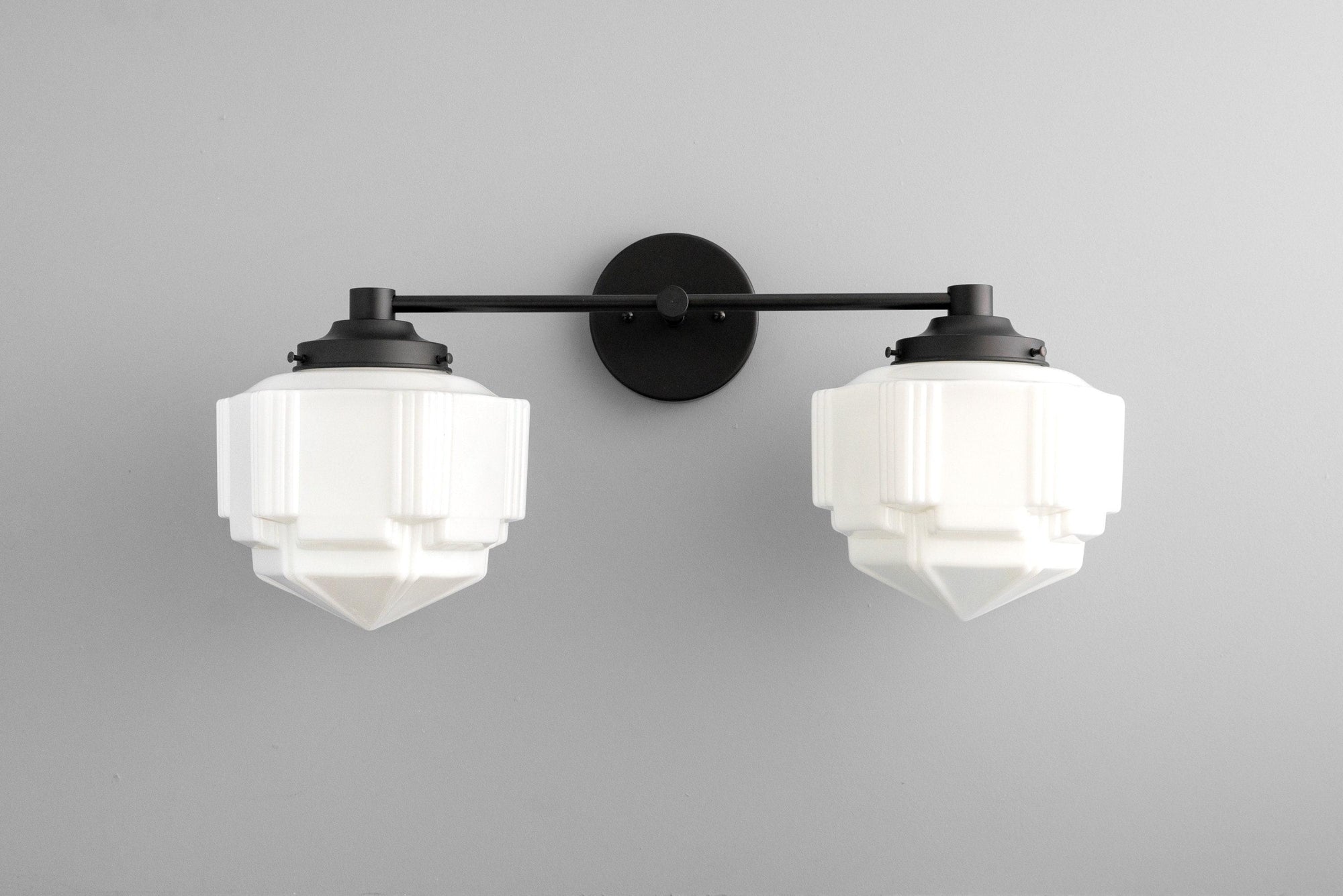 VANITY LIGHT MODEL NO. 9871