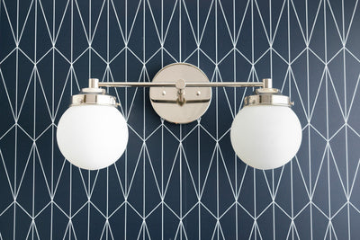 VANITY LIGHT MODEL NO. 2424