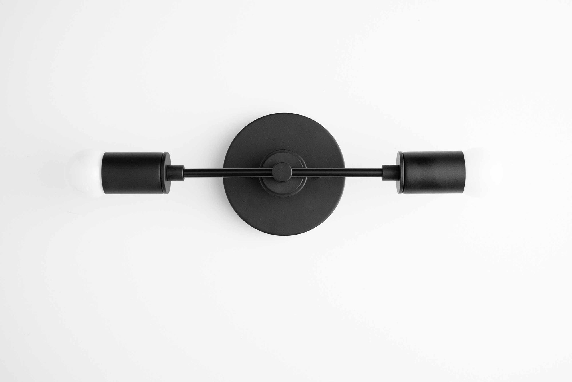 VANITY LIGHT MODEL NO. 8057