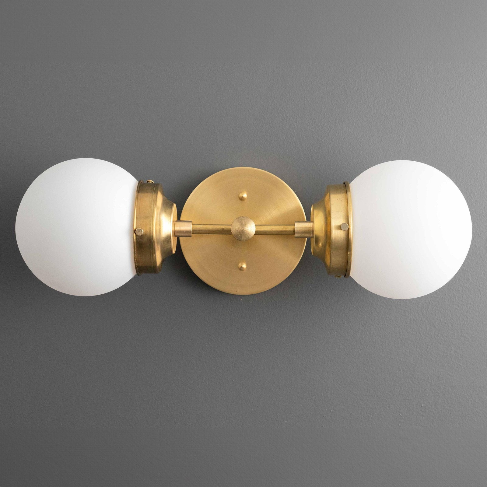 VANITY LIGHT MODEL NO. 2599