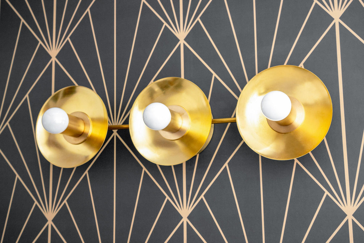 VANITY LIGHT MODEL NO. 2681