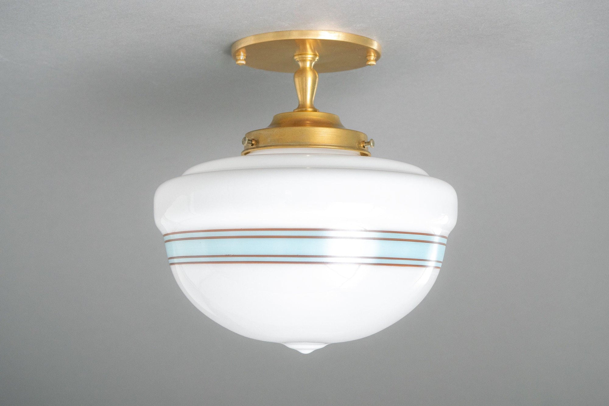 CEILING LIGHT MODEL NO. 3219