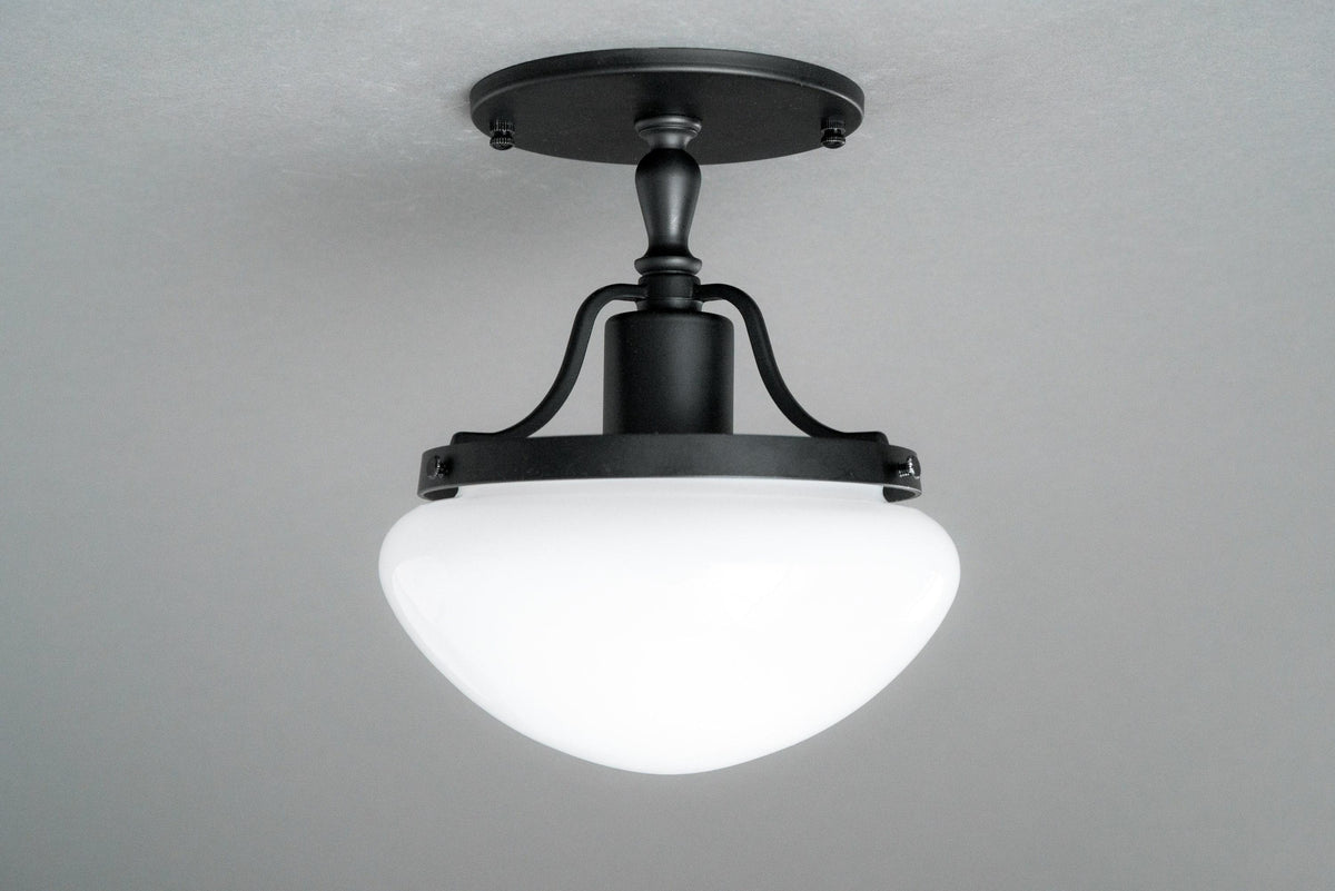 CEILING LIGHT MODEL NO. 0519