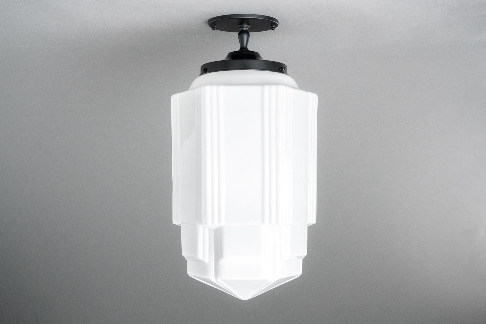 CEILING LIGHT MODEL NO. 9716