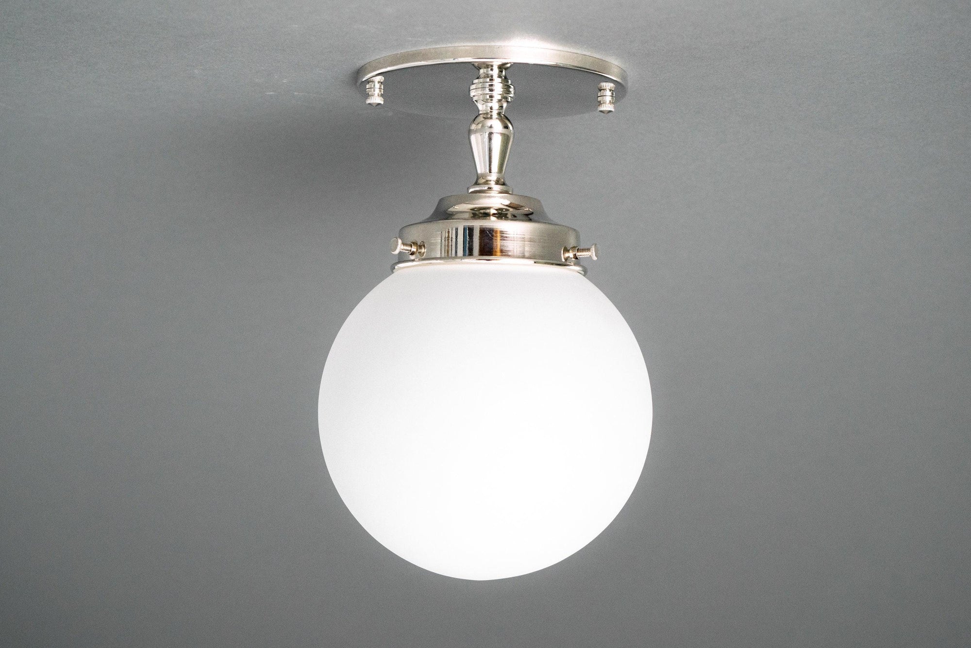 CEILING LIGHT MODEL NO. 0220
