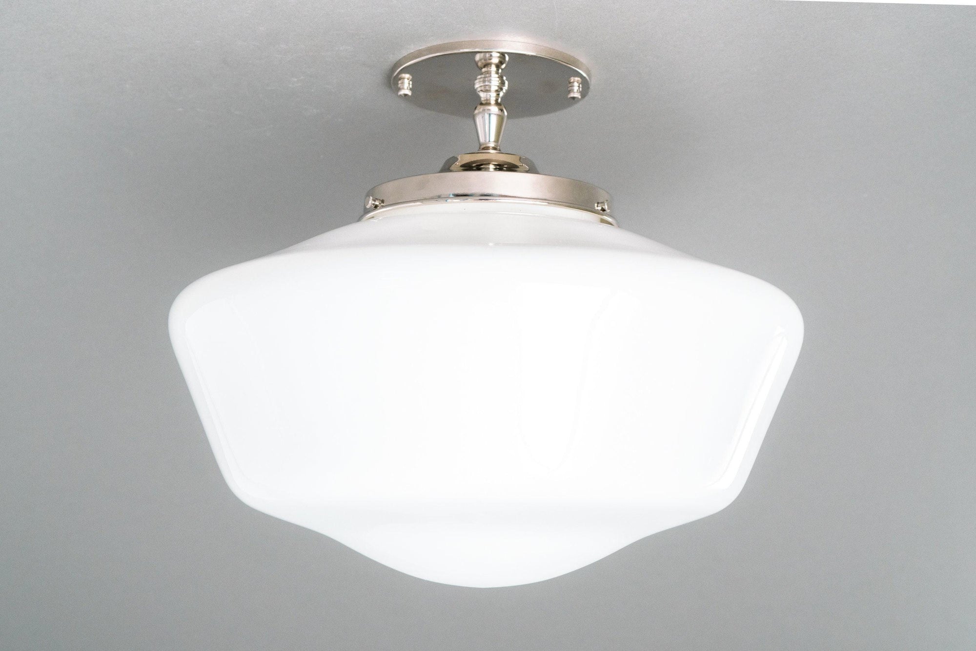 CEILING LIGHT MODEL NO. 3925