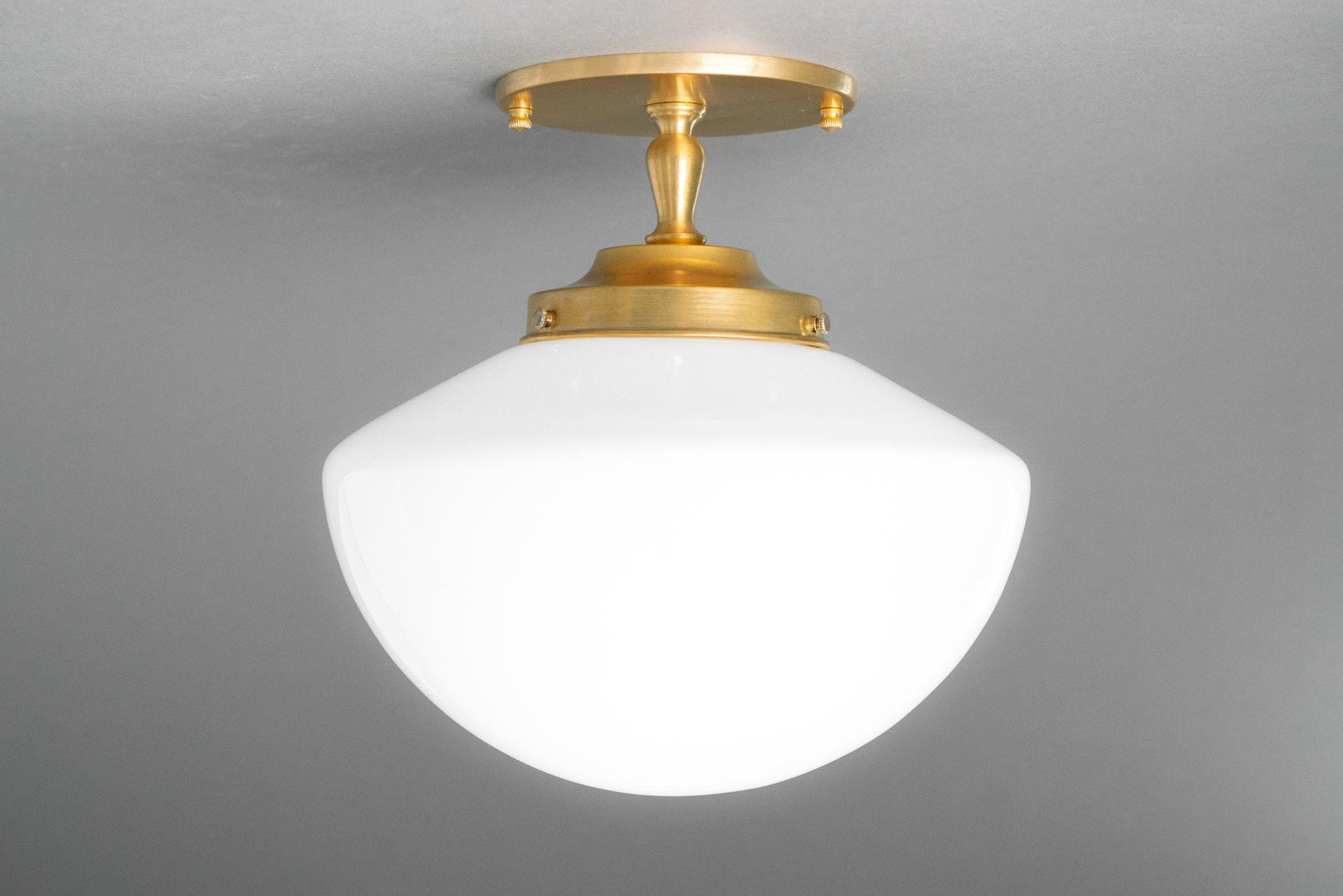 CEILING LIGHT MODEL NO. 7084