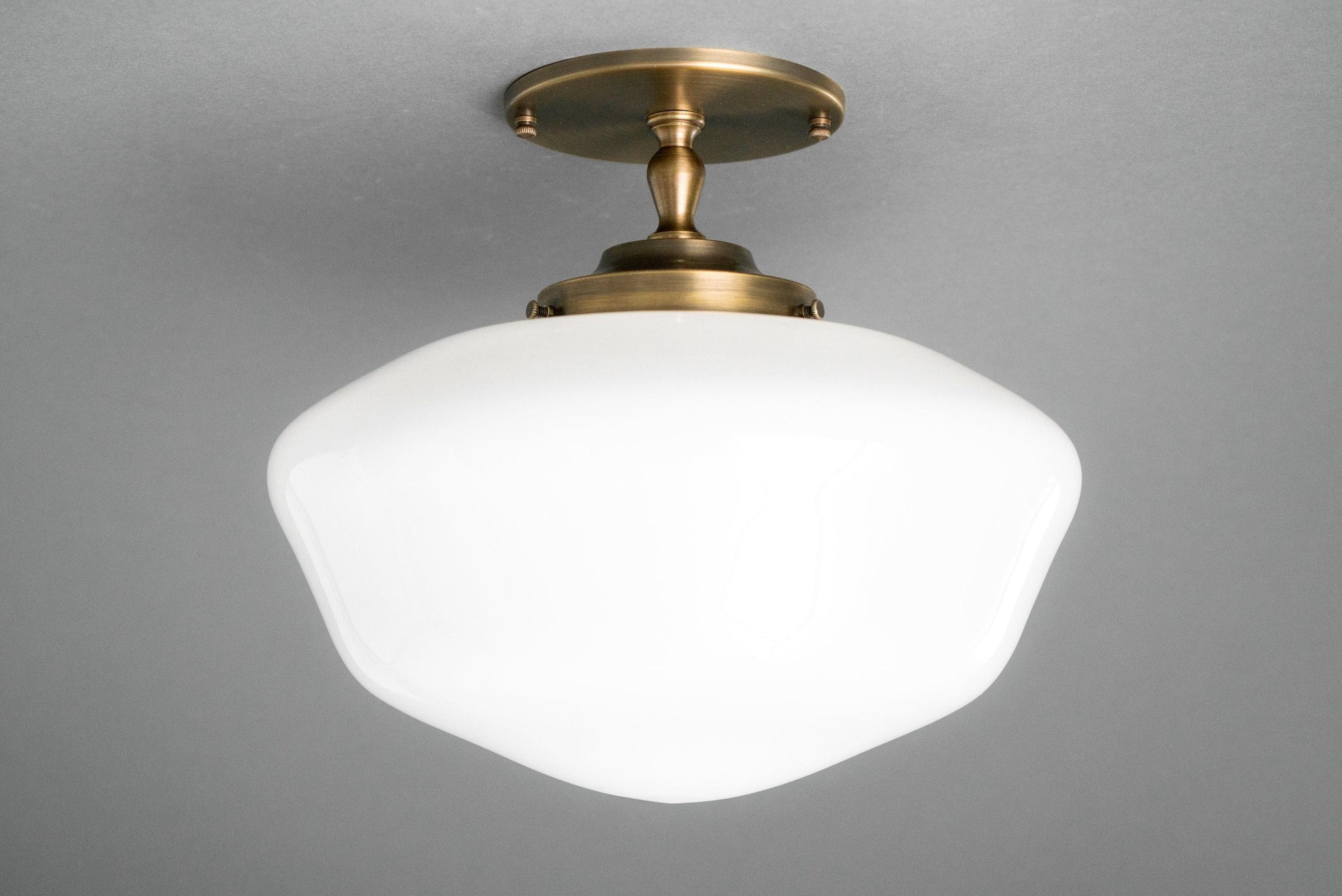 CEILING LIGHT MODEL NO. 8362