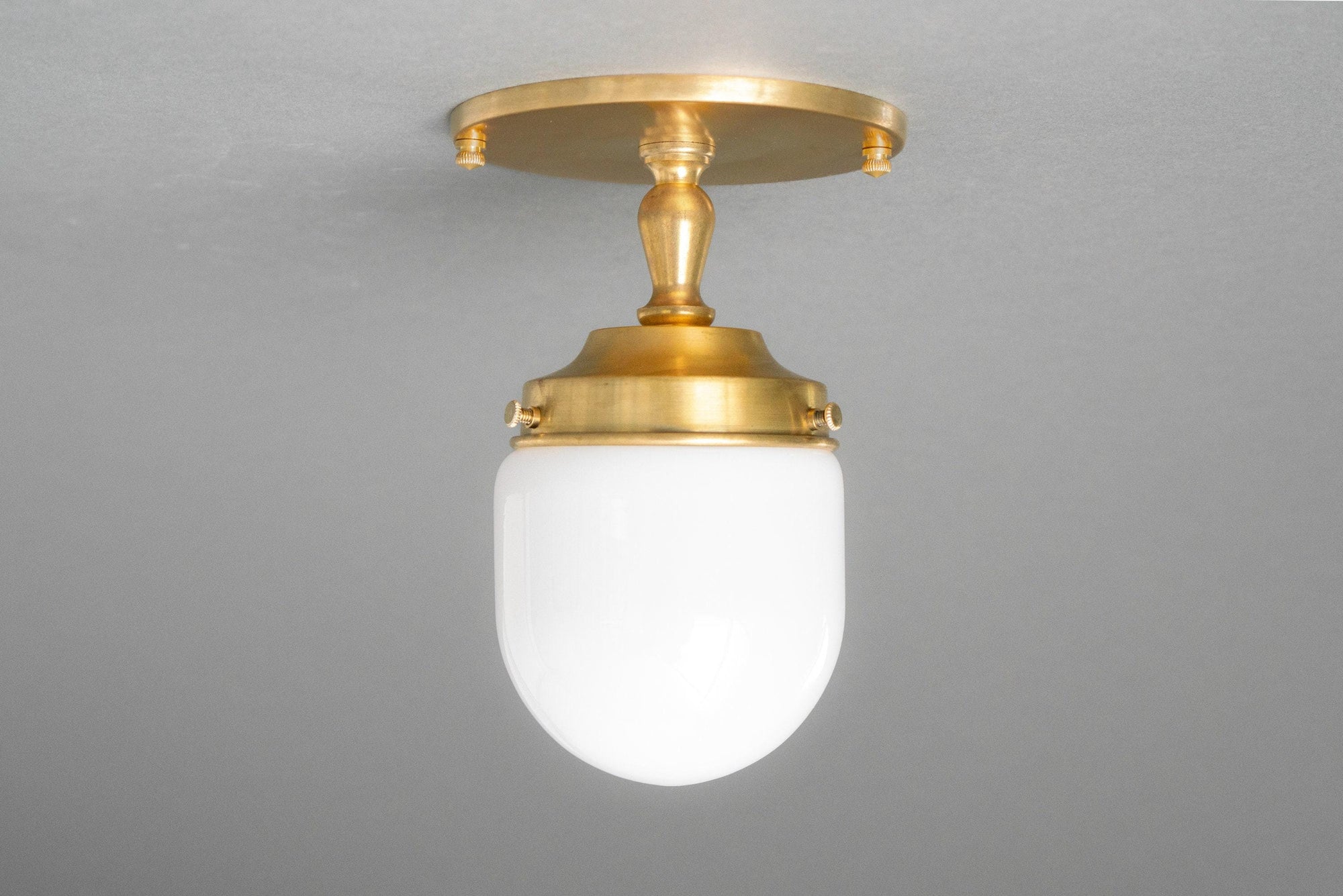 CEILING LIGHT MODEL NO. 2150