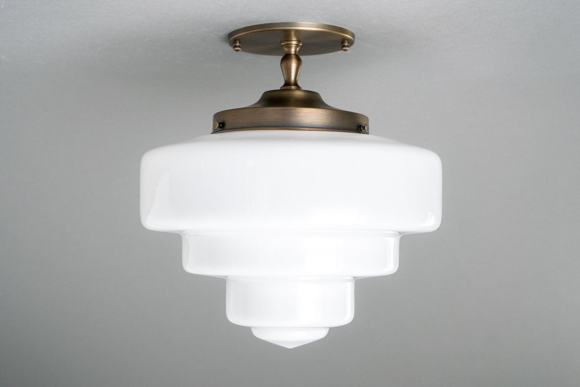 CEILING LIGHT MODEL NO. 8713