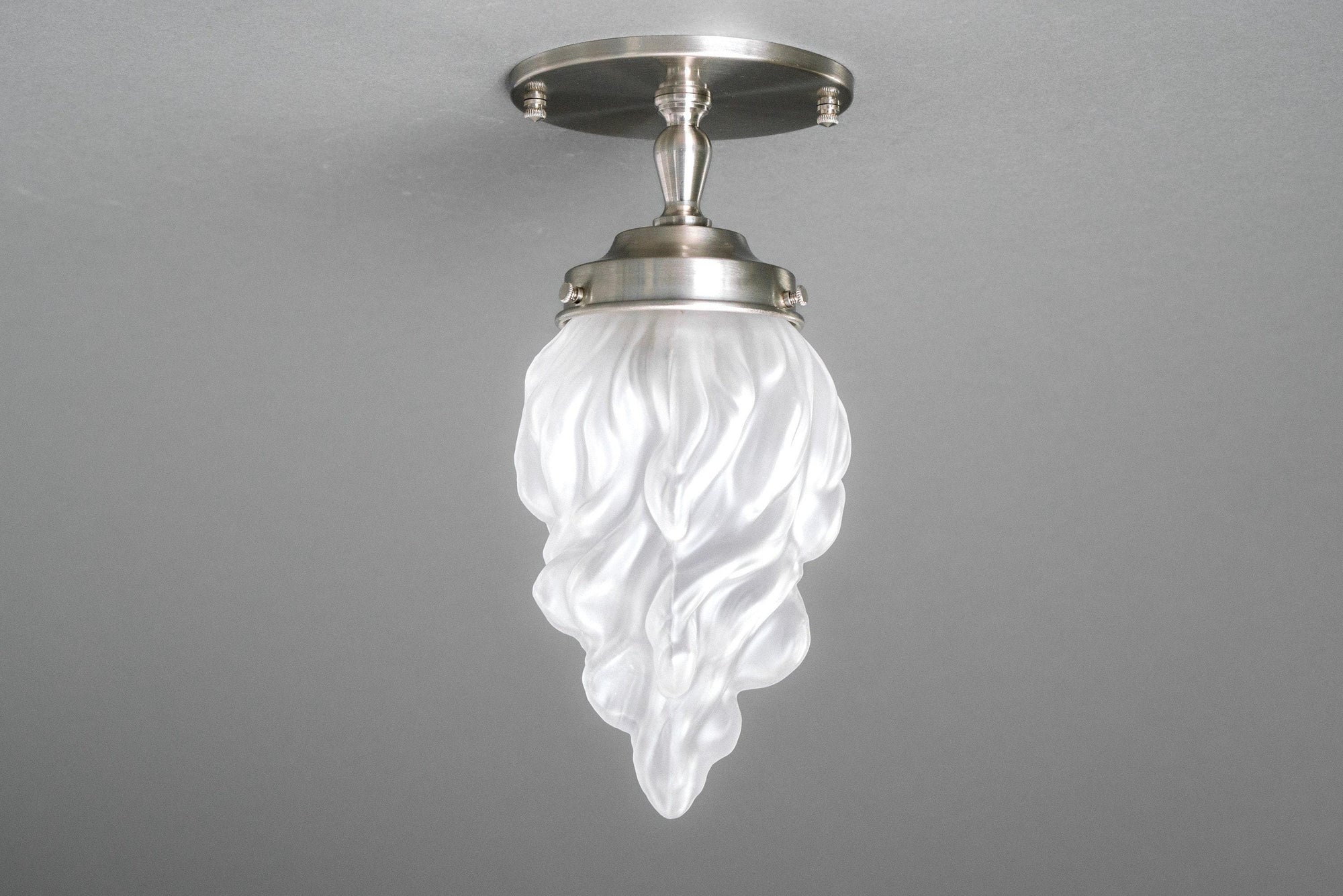 CEILING LIGHT MODEL NO. 6131