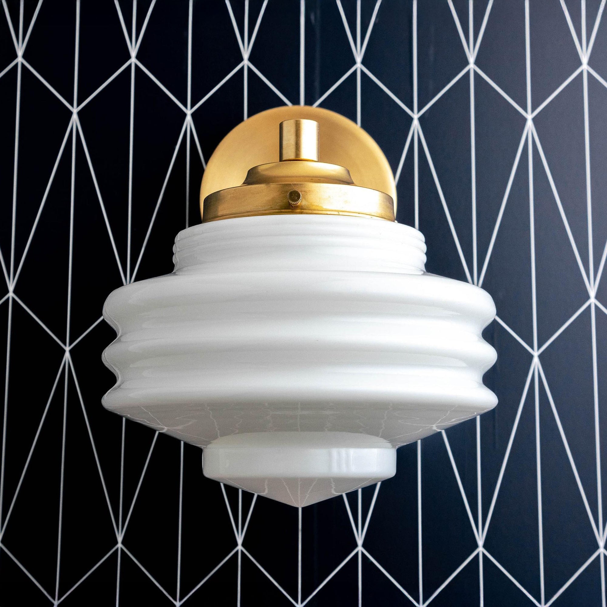 SCONCE MODEL NO. 1050