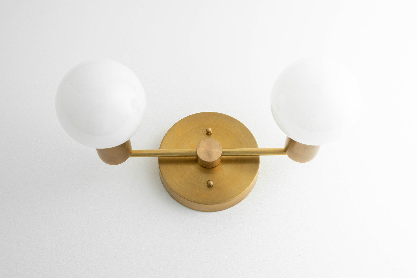 VANITY LIGHT MODEL NO. 7826