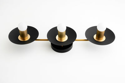 VANITY LIGHT MODEL NO. 2681
