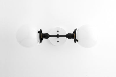 VANITY LIGHT MODEL NO. 9543