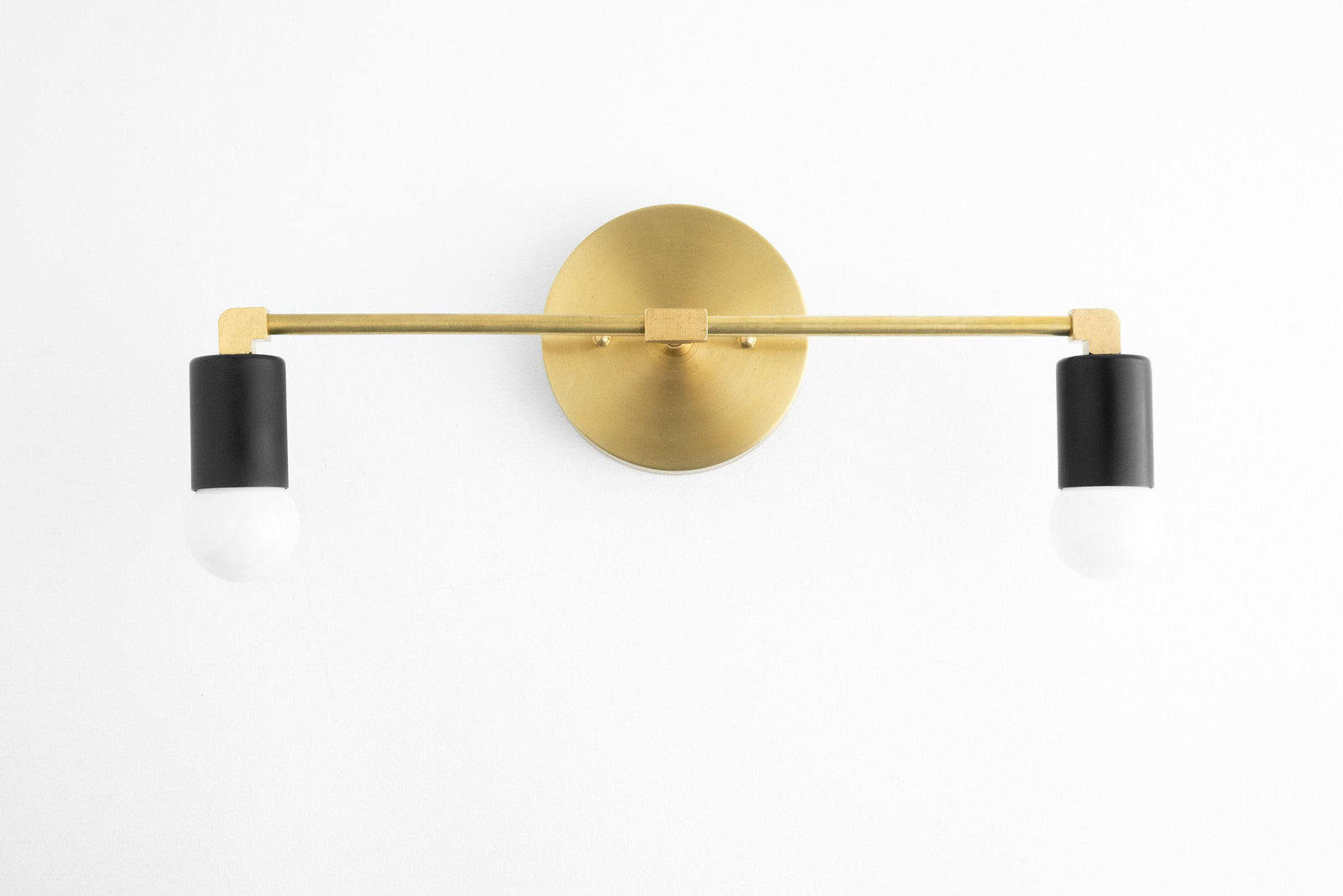 VANITY LIGHT MODEL NO. 8412