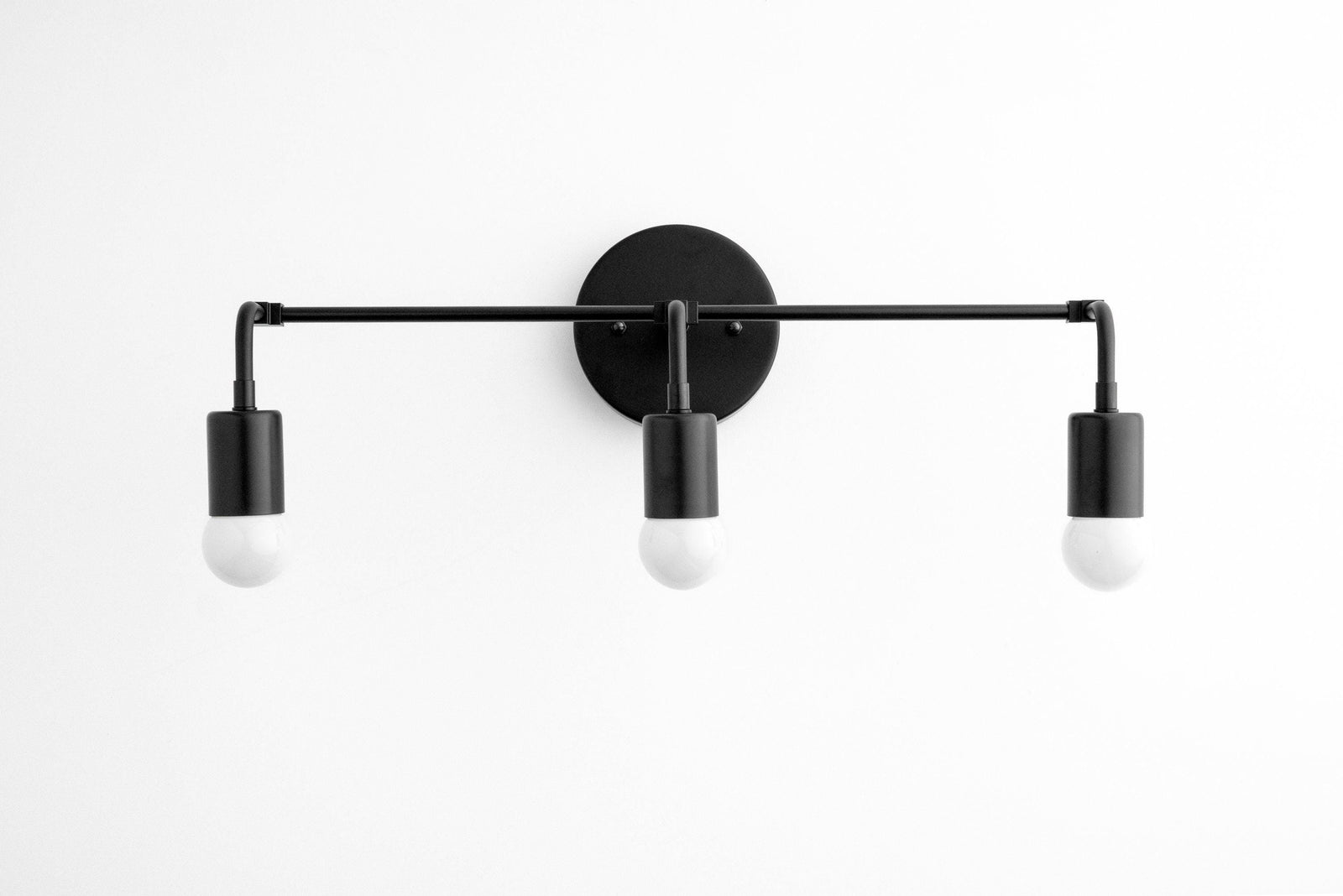 VANITY LIGHT MODEL NO. 6866