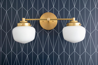 VANITY LIGHT MODEL NO. 5799