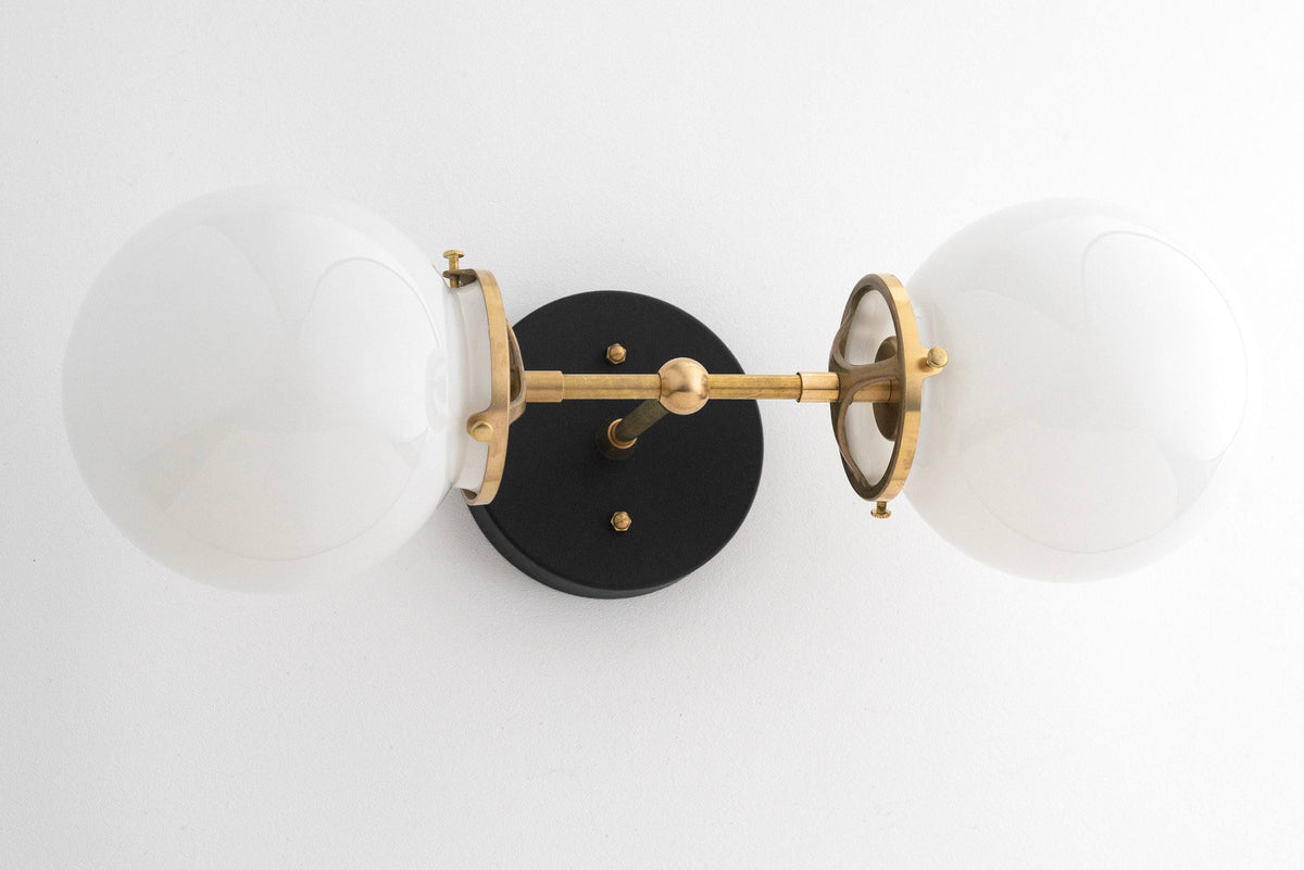 VANITY LIGHT MODEL NO. 7776