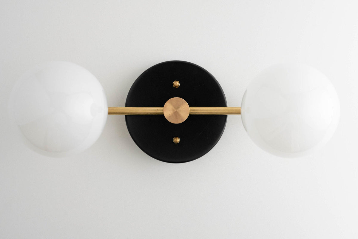 VANITY LIGHT MODEL NO. 7826