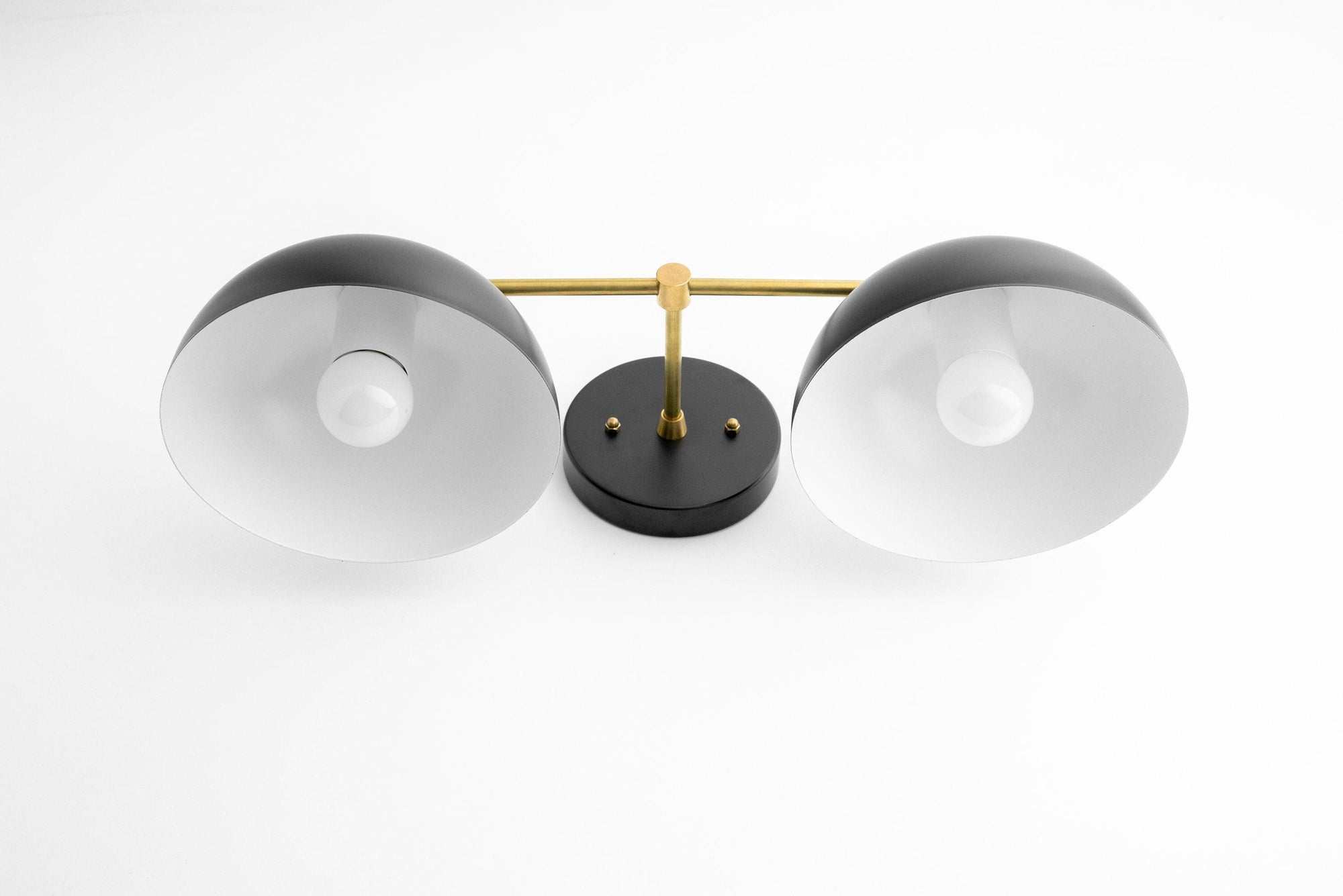 VANITY LIGHT MODEL NO. 1681