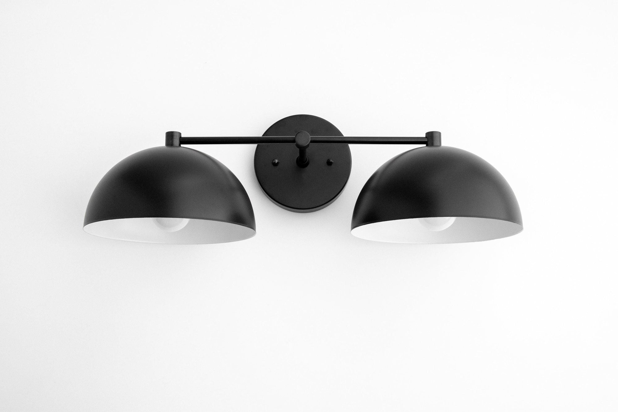 VANITY LIGHT MODEL NO. 1681