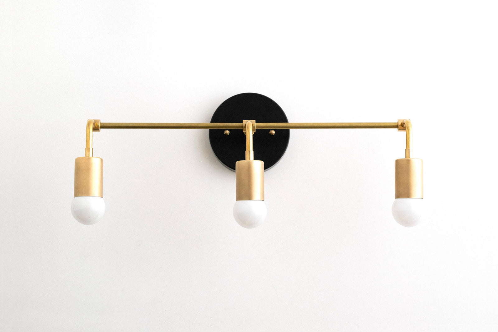 VANITY LIGHT MODEL NO. 6866