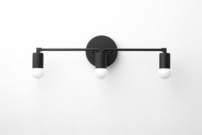 VANITY LIGHT MODEL NO. 7591