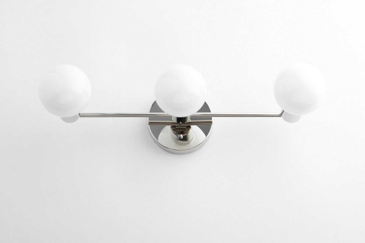 VANITY LIGHT MODEL NO. 0518