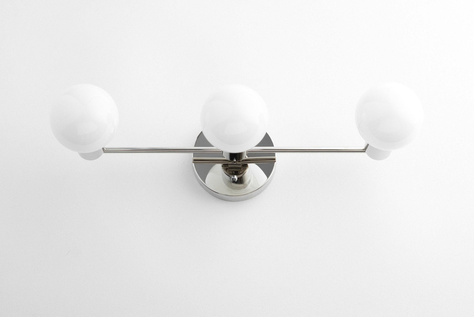 VANITY LIGHT MODEL NO. 0518