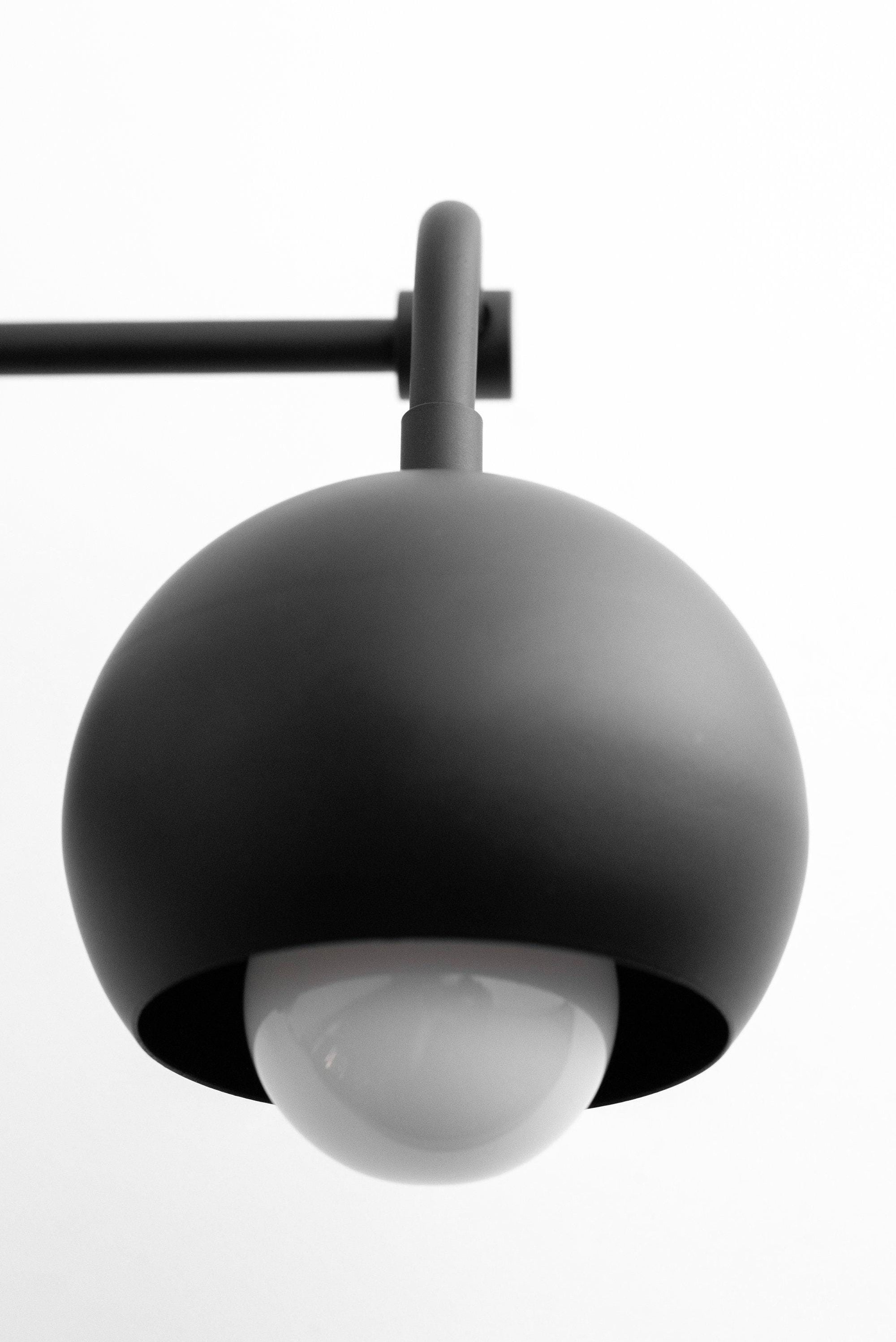 VANITY LIGHT MODEL NO. 0252