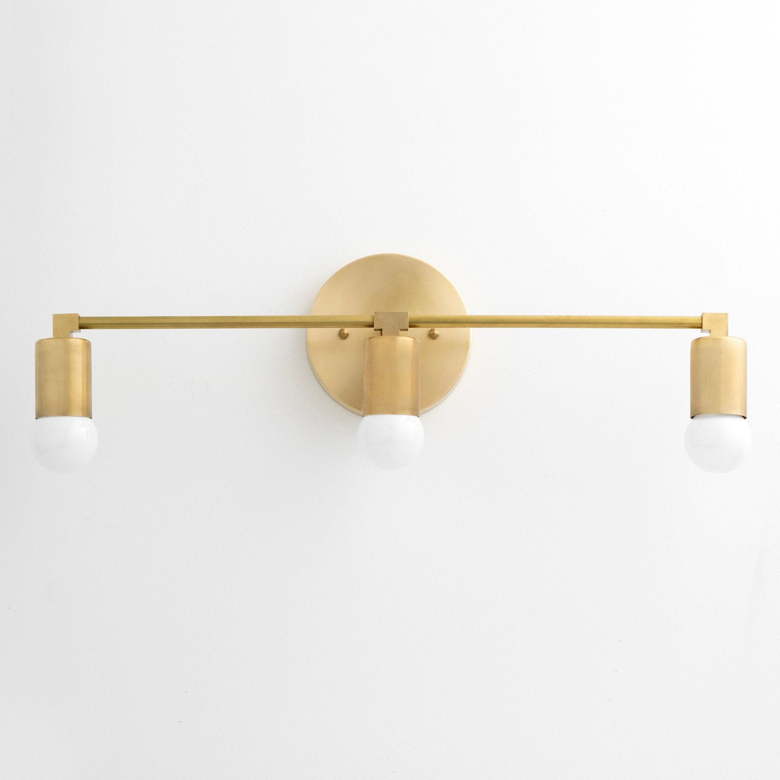 VANITY LIGHT MODEL NO. 7591
