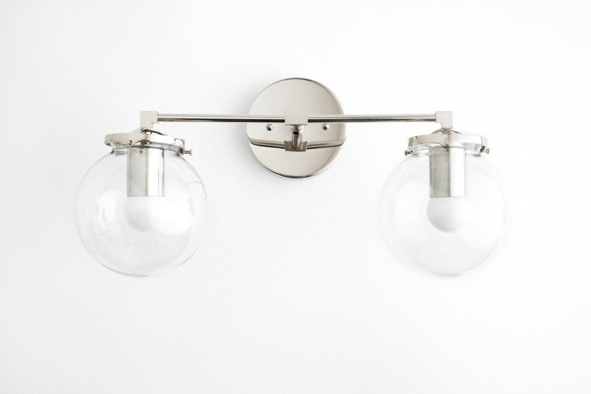 VANITY LIGHT MODEL NO. 0584