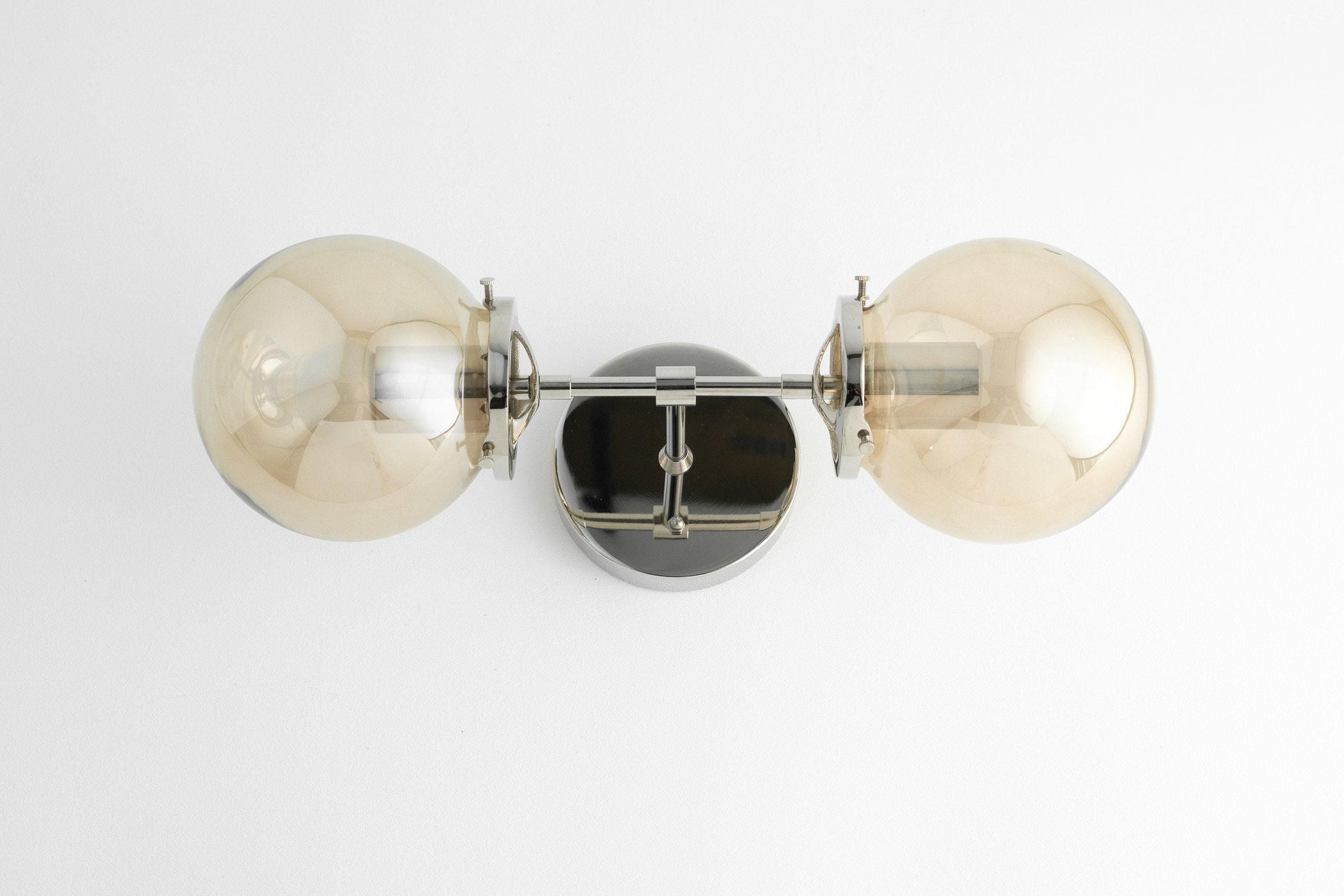 VANITY LIGHT MODEL NO. 8983