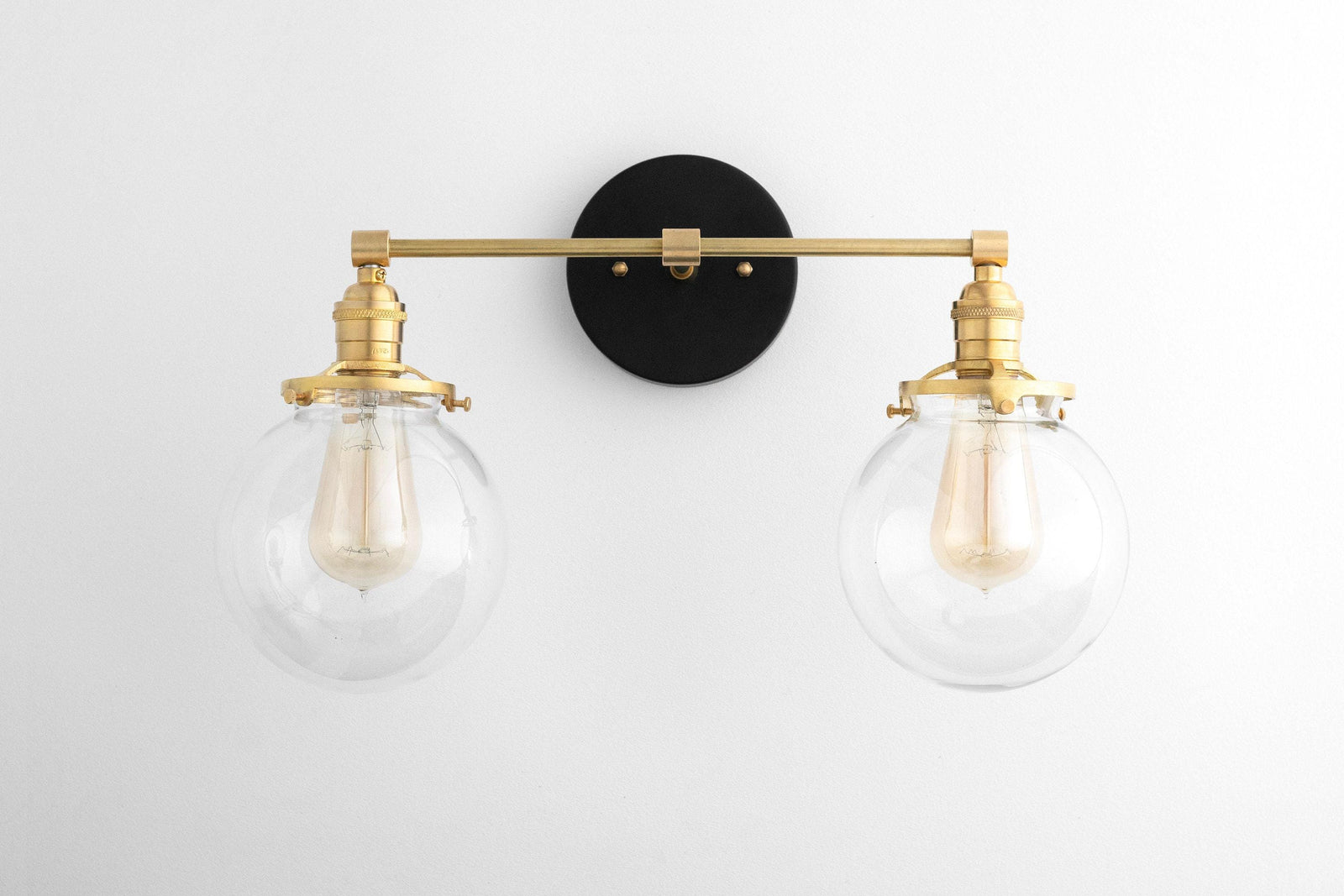 VANITY LIGHT MODEL NO. 3199