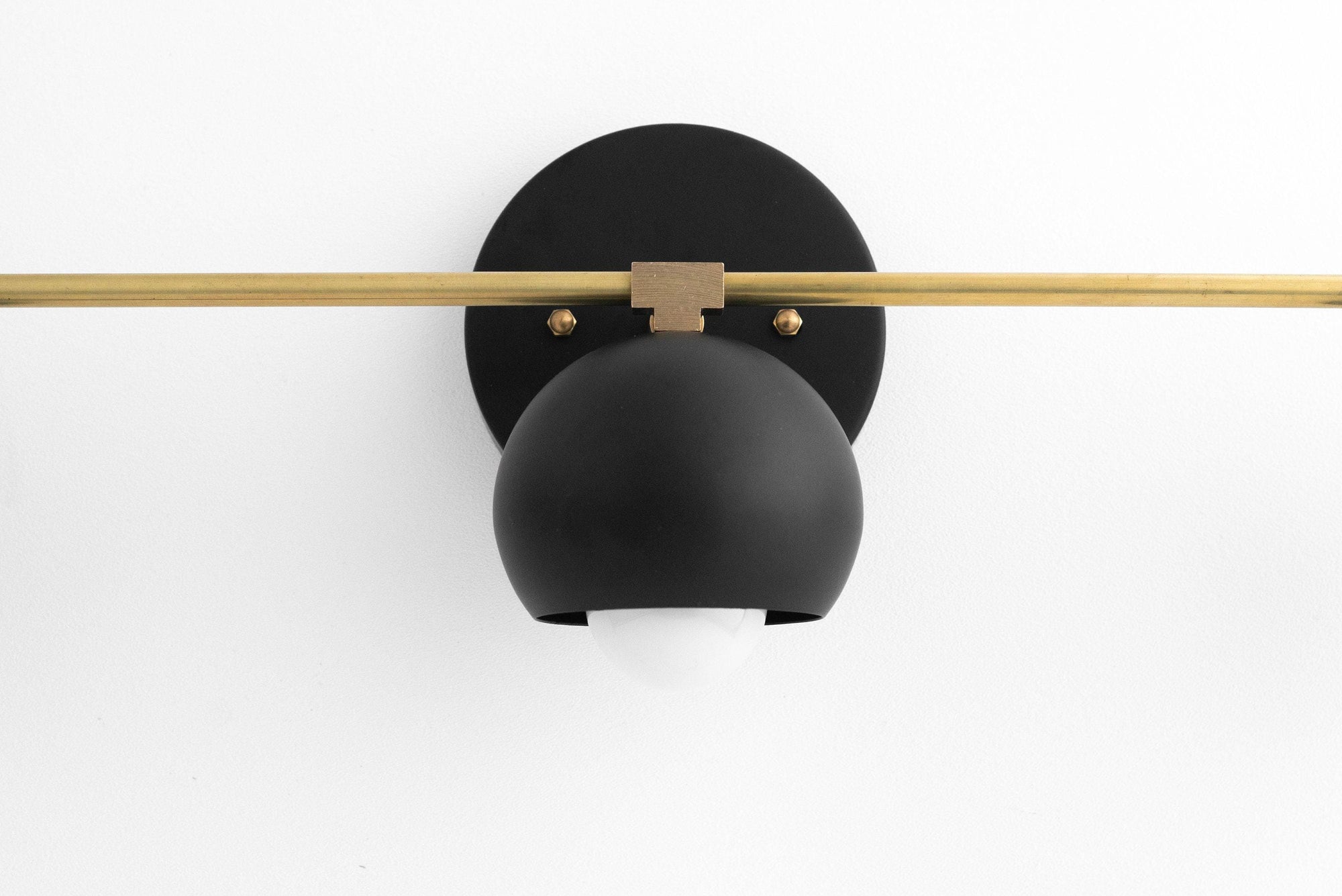 VANITY LIGHT MODEL NO. 6629