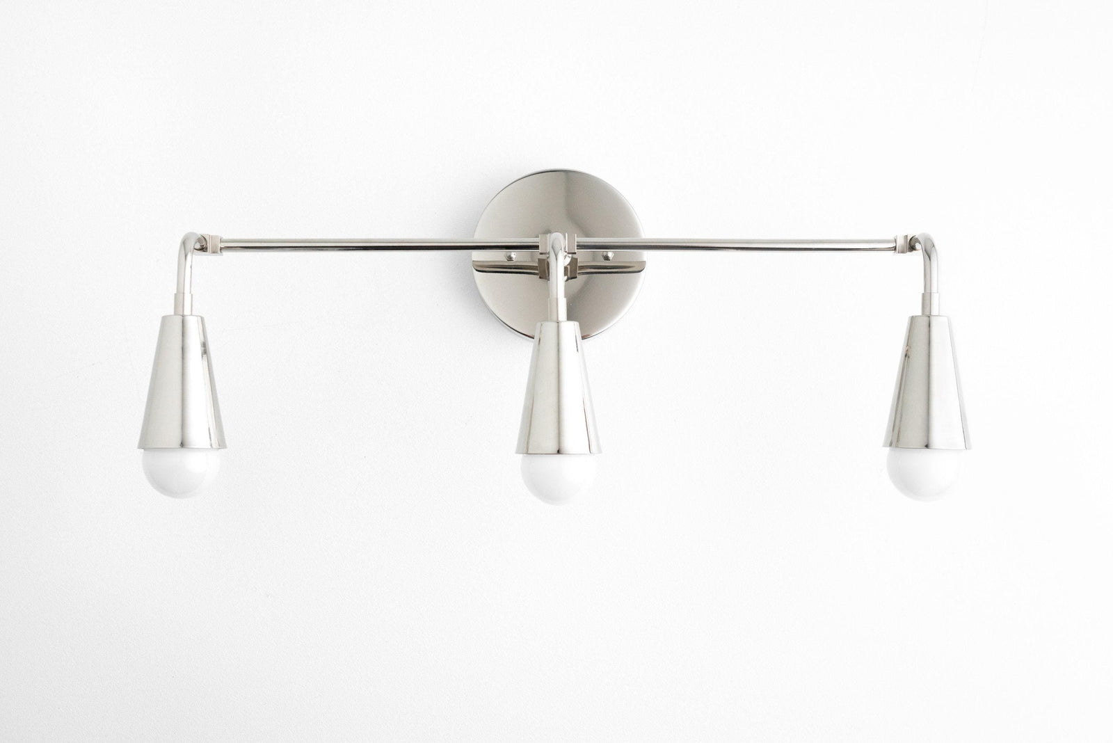 VANITY LIGHT MODEL NO. 3970