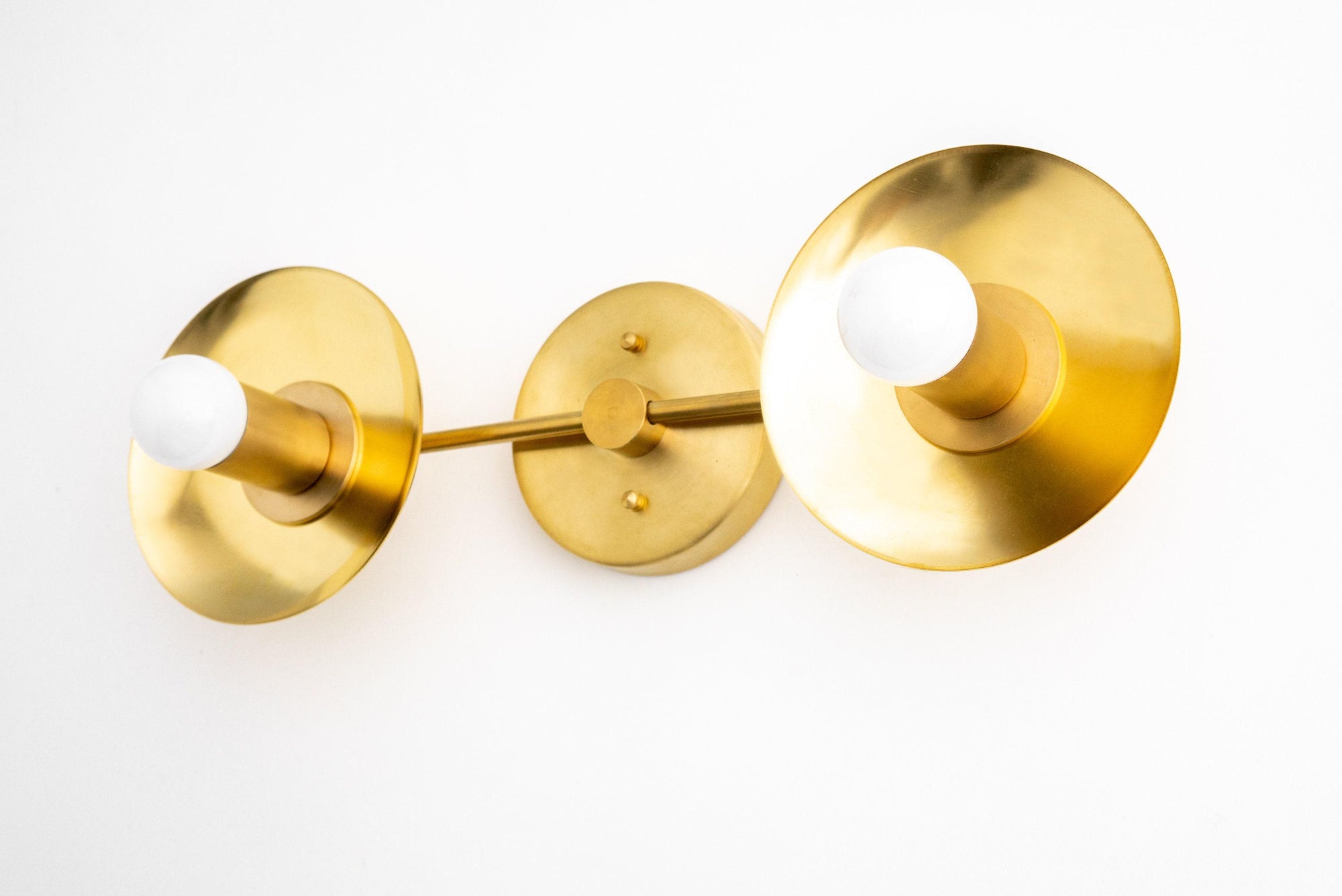 VANITY LIGHT MODEL NO. 1129