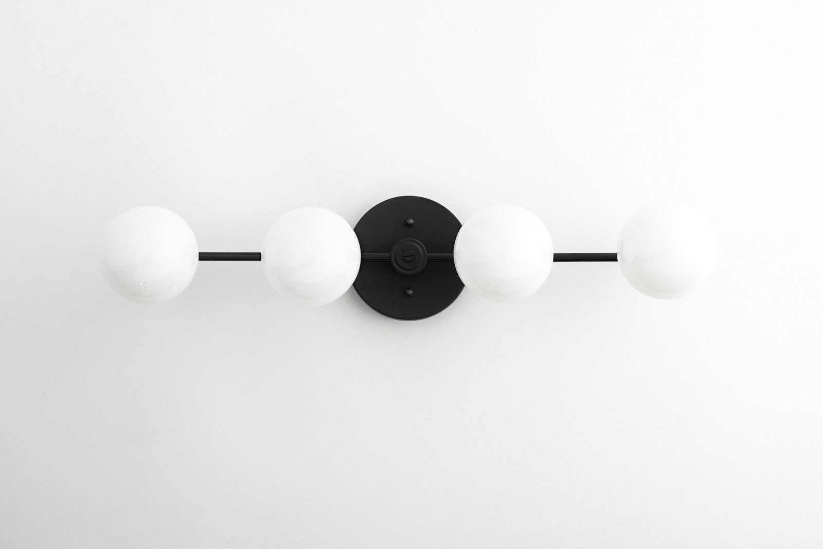 VANITY LIGHT MODEL NO. 1113