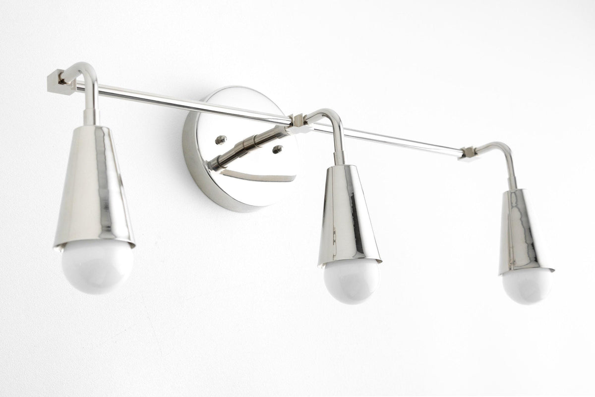 VANITY LIGHT MODEL NO. 3970